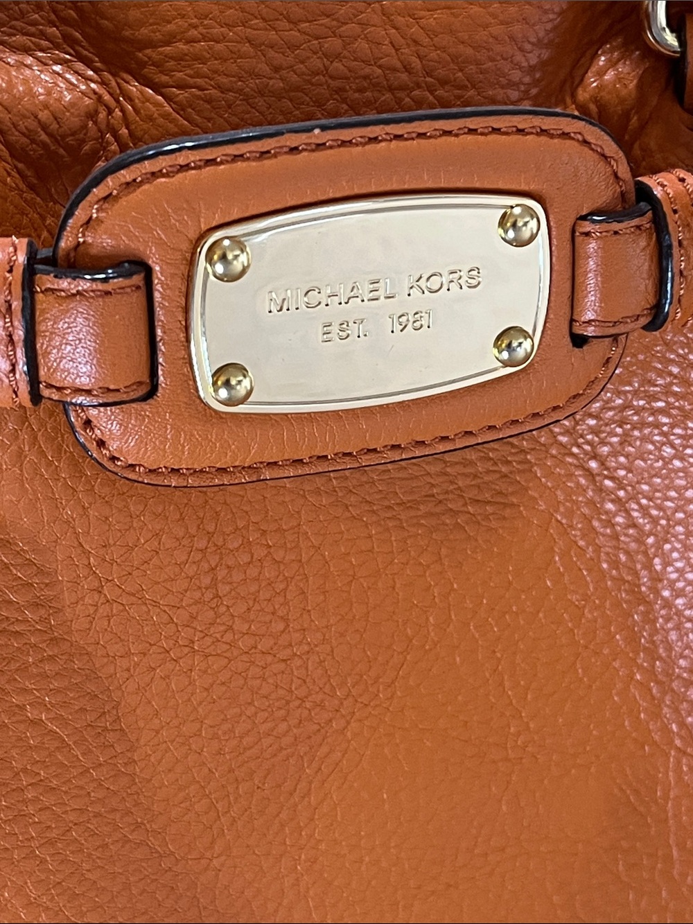 Michael Kors Orange Soft Pebbled Leather Hamilton Tote with Whipstitch Trim - Picture 2 of 11